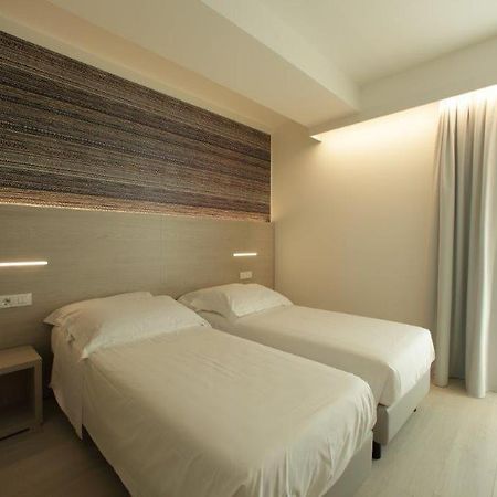 Hotel San Marco Пескиера дел Гарда Екстериор снимка