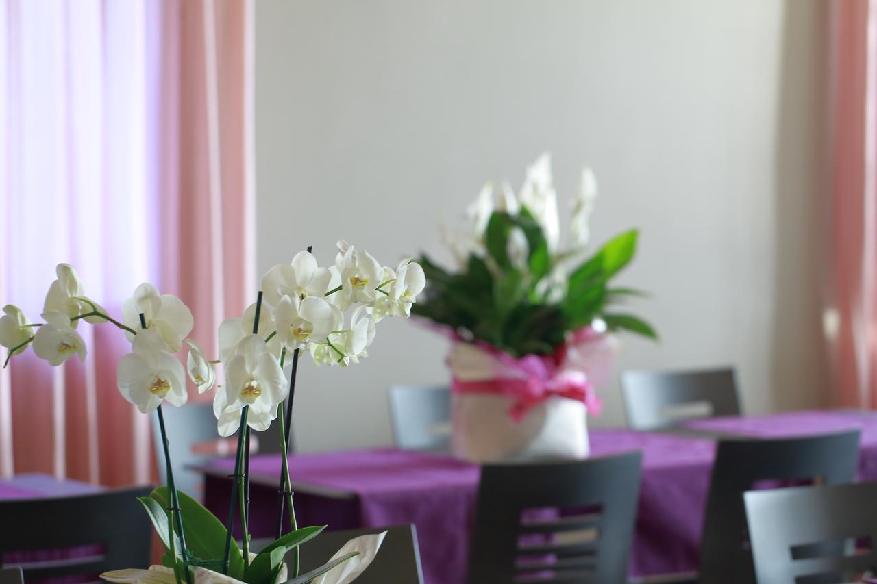 Hotel San Marco Пескиера дел Гарда Екстериор снимка