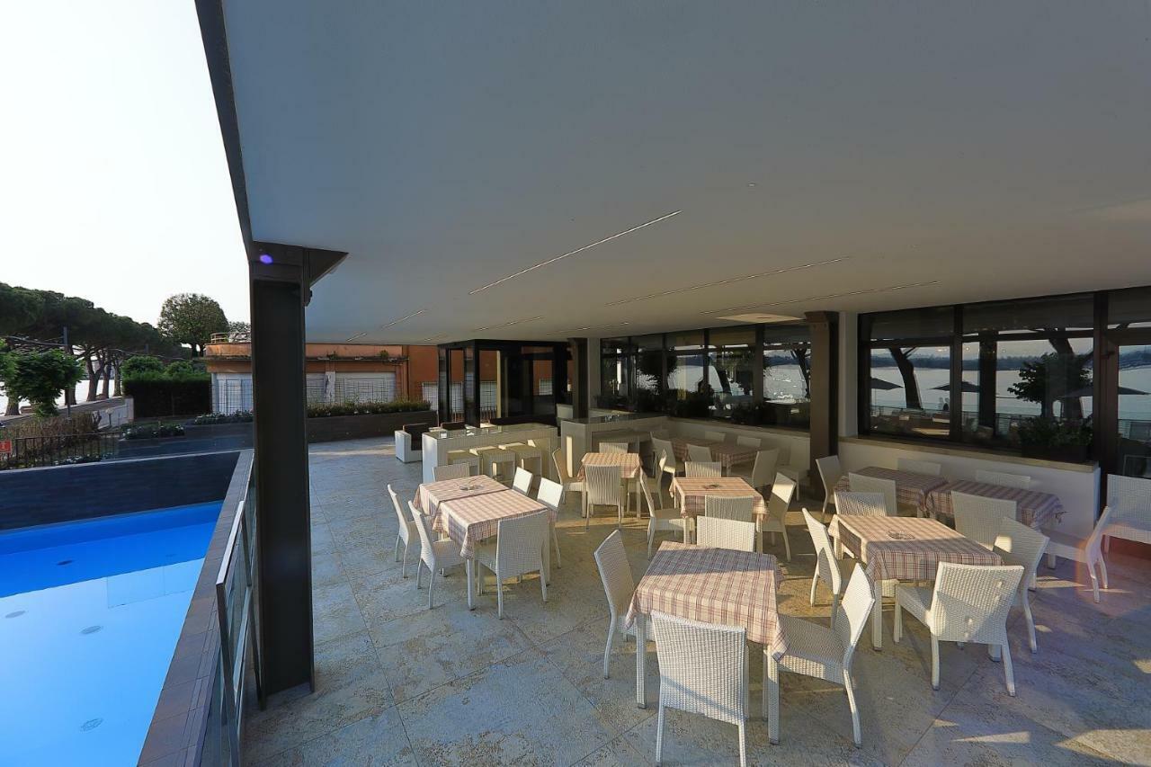 Hotel San Marco Пескиера дел Гарда Екстериор снимка