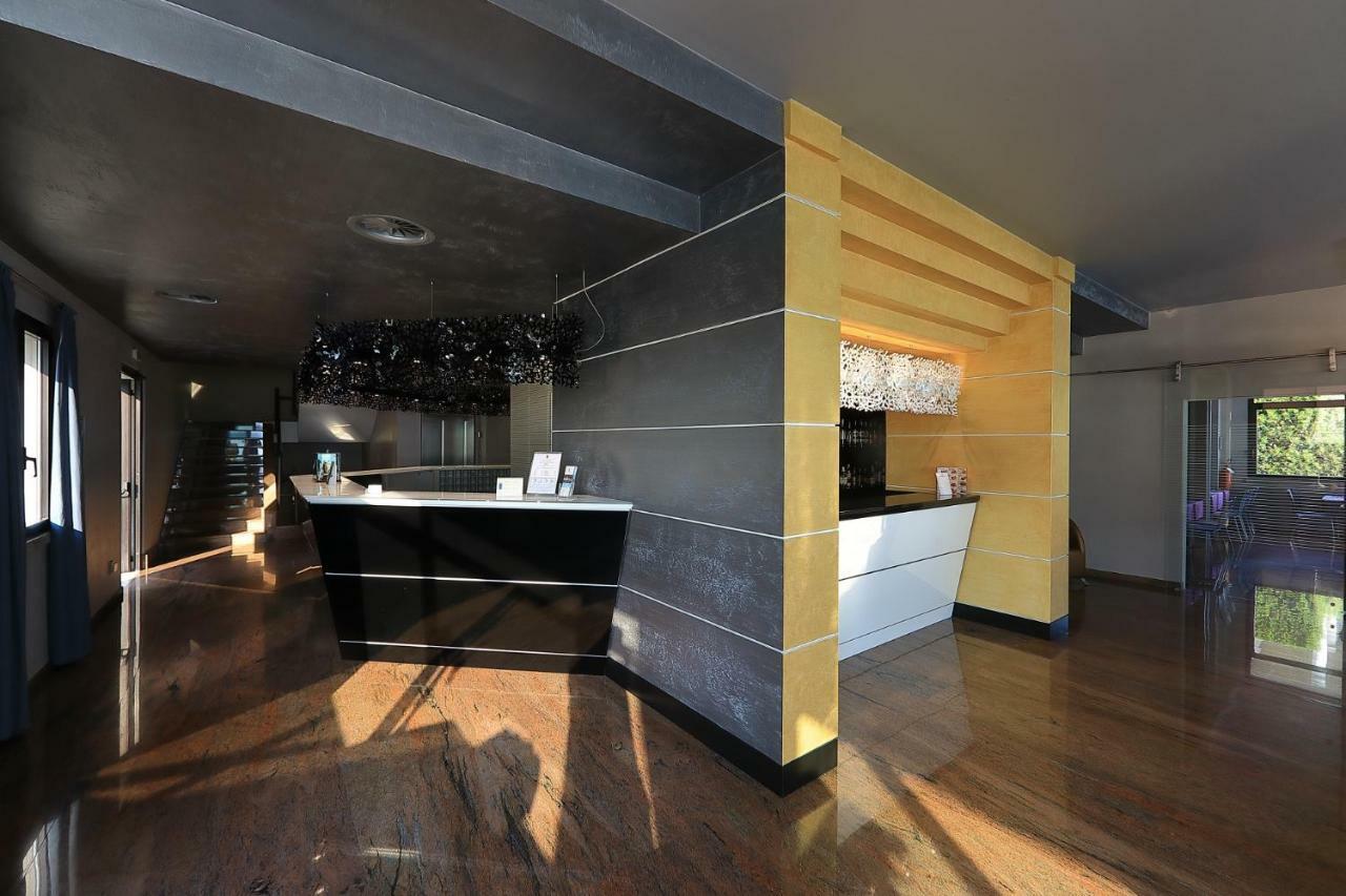 Hotel San Marco Пескиера дел Гарда Екстериор снимка