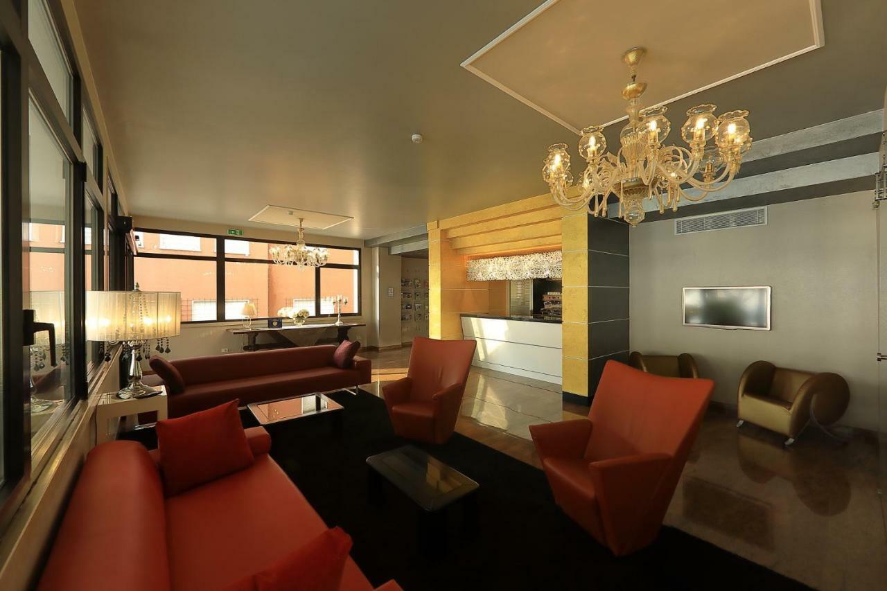 Hotel San Marco Пескиера дел Гарда Екстериор снимка